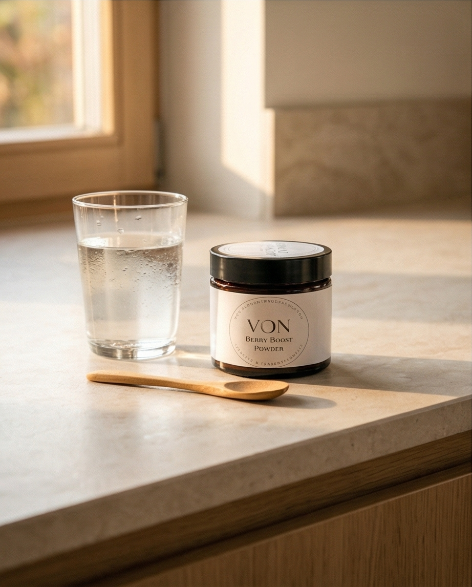 VON Berry Boost Powder- fermentierte Waldbeeren und Kräuter in Pulverform